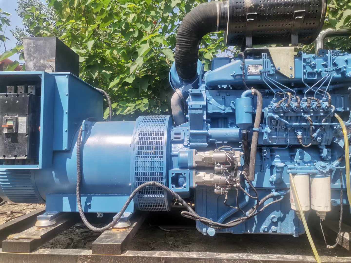 成都详细说明降低 800kW 柴油发电机输出电流波动的方法