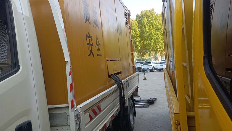 成都如何判断柴油发电机组和UPS电源的切换时间是否符合要求？